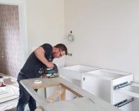 Konyha munkalapjának szerelése