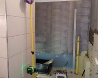 Fürdőszoba új burkolat élvédőzése